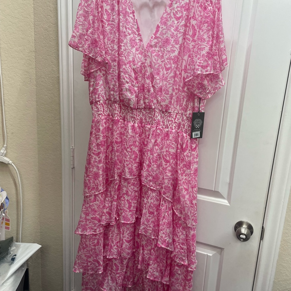 NWT Vince Camuto Pink Floral Tiered Pullover Midi Dress Size 16 - Picture 9 of 9